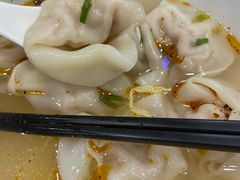 鸡汤虾肉大馄饨-绿杨馄饨临顿路店