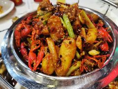 -凤凰路何眼镜香辣蟹(花果园店)