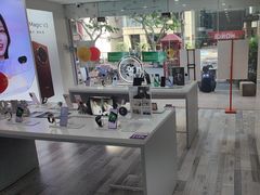 -荣耀授权专卖店(黄浦浙江中路店)