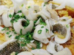 油泼香葱鱼-旭璟酒家·传统粤菜·湘菜(逸景路店)