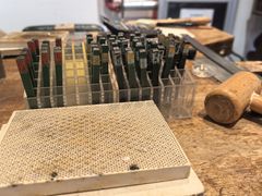 -十八字金·银饰·拼豆·开蚌DIY(魏公芳华里店)