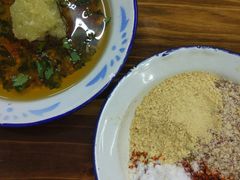 -咏勝锑锅麻辣烫(净居寺路总店)