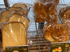-哈肯铺手感烘焙(信义门市店)