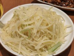 炒土豆丝-老昌春饼(中央大街店)