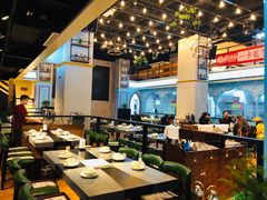 大堂-壹号院音乐餐厅•烤全羊•新疆菜(浐灞店)