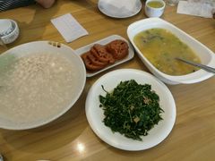 -乌镇那一年小院主题餐厅(甘泉西路店)