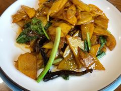 -那家老院子东北菜·饺子·小鸡炖蘑菇(艳华街店)