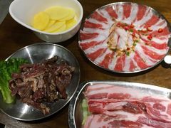 招牌护心肉-·缸桶屋·韩式牛肋条自助烤肉(西湖D11店)
