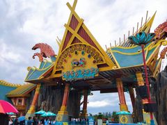 -七彩云南欢乐世界