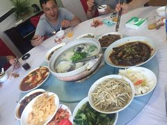 -天乐农家鱼头王(天目湖店)
