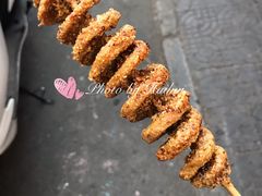 -小魏哥果仁烤面筋