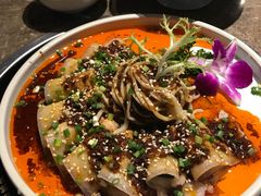 -三人行骨头王火锅(长寿店)