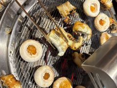 -围炉肉舍•炭烤活鳗•丹东海鲜烤肉(步行街店)