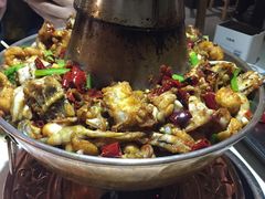铜锅牛蛙-蛙蛙叫干锅年代(簋街总店)