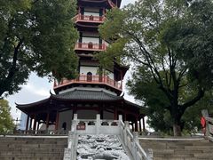 -绳金塔