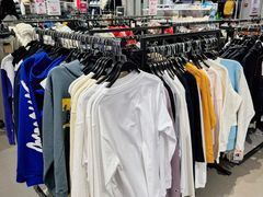 -唯品会(北京国瑞城店)