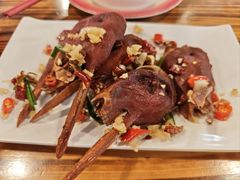 -冶建镜子·老南昌大排档·江西虾王(总店)