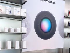 -Apple零售店(华贸购物中心店)