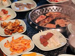 -釜御山海鲜烤肉火锅自助(新城市中心店)