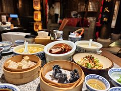 民国美龄粥-南京大牌档(济南万象城店)