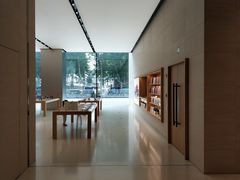 -Apple零售店(玄武湖店)