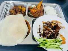 -北京市海淀外国语实验学校