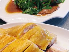 -侬佳蒸菜馆(听潮店)