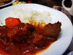 红烩牛肉饭送罗宋汤-东海咖啡馆