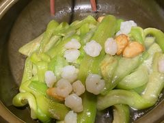 湖虾仁玉带丝瓜-南京大牌档(香港广场店)