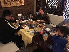 -华凌牛庄西餐厅(乌鲁木齐华凌美爵大饭店)
