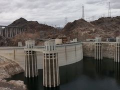 -胡佛水坝