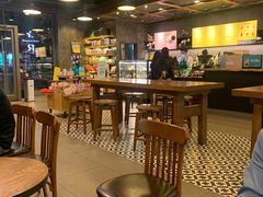 大堂-星巴克臻选(青岛麦凯乐分店)