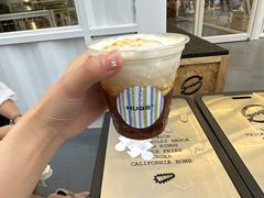 -HUGS coffee(东区店)
