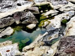 -燕子河大峡谷天坑仙境