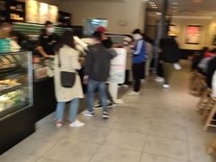 -星巴克臻选(威海威高广场店)