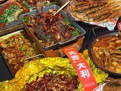 -何师烧烤Pro ·江湖川菜·小龙虾·精酿啤酒(太古里旗舰店)