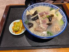 本帮腌笃鲜煨面-吕纪蘇面(保利广场店)