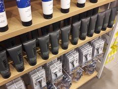 -名创优品(山东青岛东方城店)