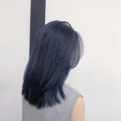 -变画·发型STUDIO