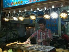 -六合夜市