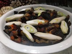 -东方红海鲜百汇(国际大厦店)