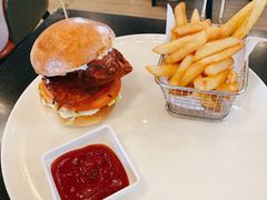 -WOLFGANG PUCK KITCHEN & BAR(迪士尼小镇店)