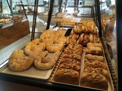 -Dough&Joe团憩(瑞虹天地月亮湾店)