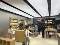 -DJI大疆(深圳华强北曼哈授权体验店)