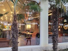 -上海怡沁园度假酒店
