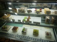 面包甜点陈列柜-美丽心情蛋糕(江苏路店)