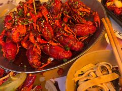 -巴厘龙虾·榜首油焖大虾(音乐学院·沿江酒馆店)