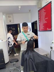 点击看大图 -LJOY丽锦造型·烫发染发