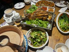 -蒙亨·手把肉·蒙古包文化主题餐厅(乌兰察布天恒广场店)