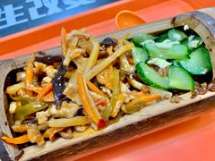 鱼香肉丝竹筒饭-华东政法大学第二食堂(松江校区)
